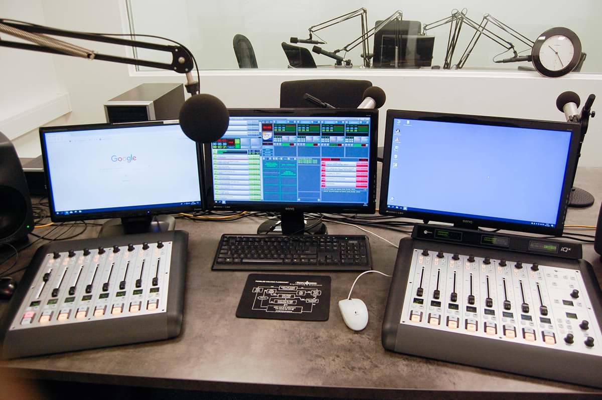 De nieuwe studio van RTV Katwijk met de Axia iQ